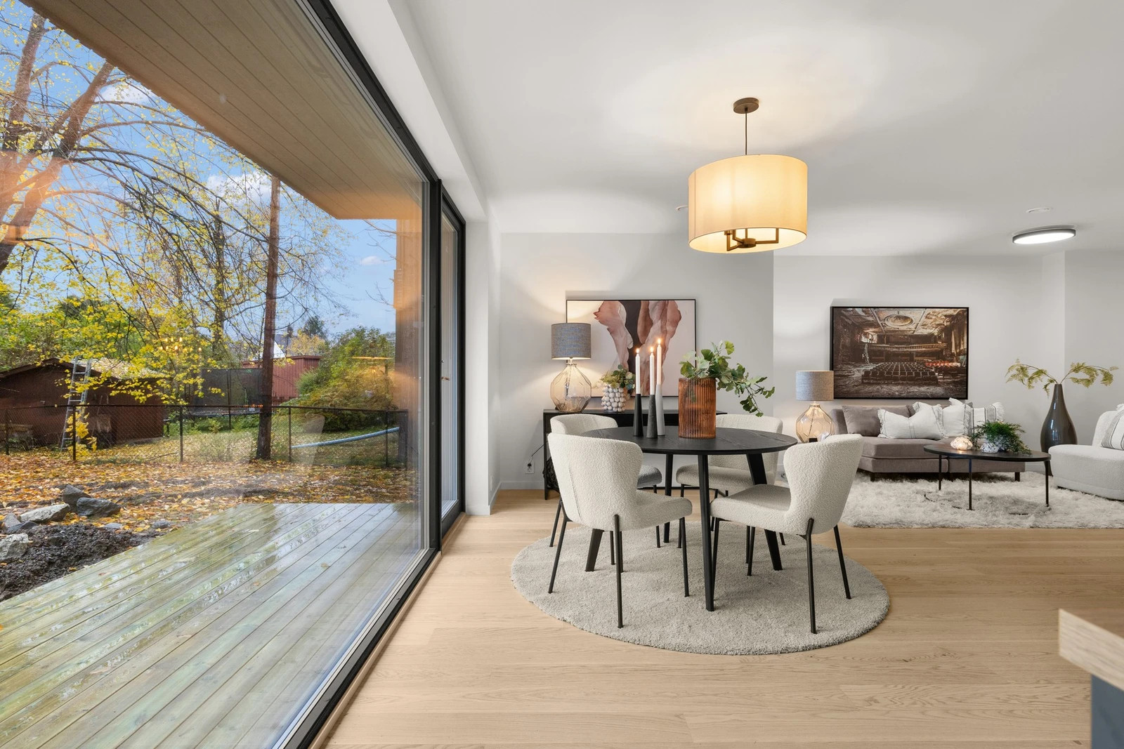 Ekebergveien 203E, 1162 Oslo Klikk på bildet for finn annonse 